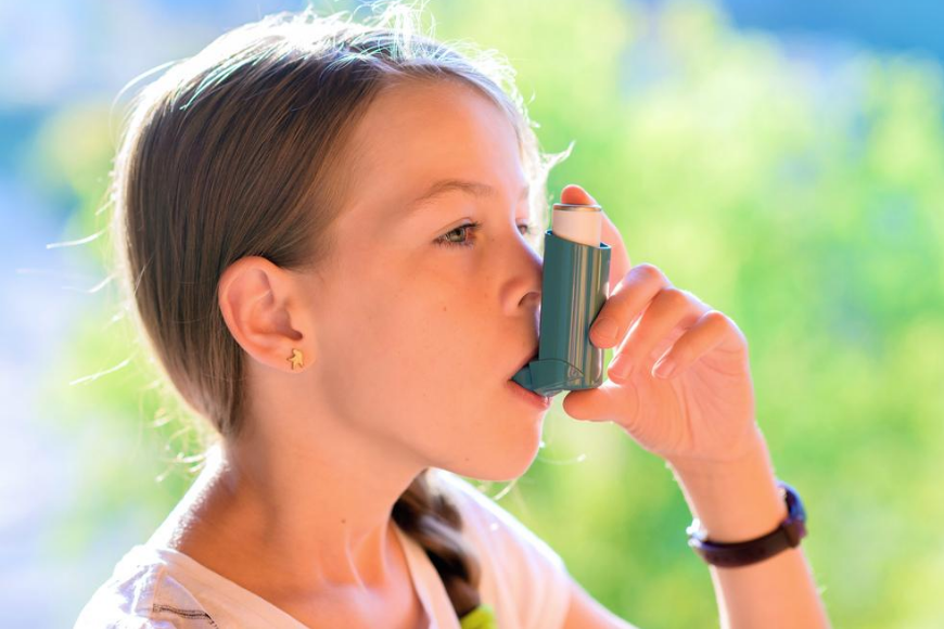 Inhaler or Nebulizer: Which One Should My Child Use? Inhaler or Nebulizer: Which One Should My Child Use?